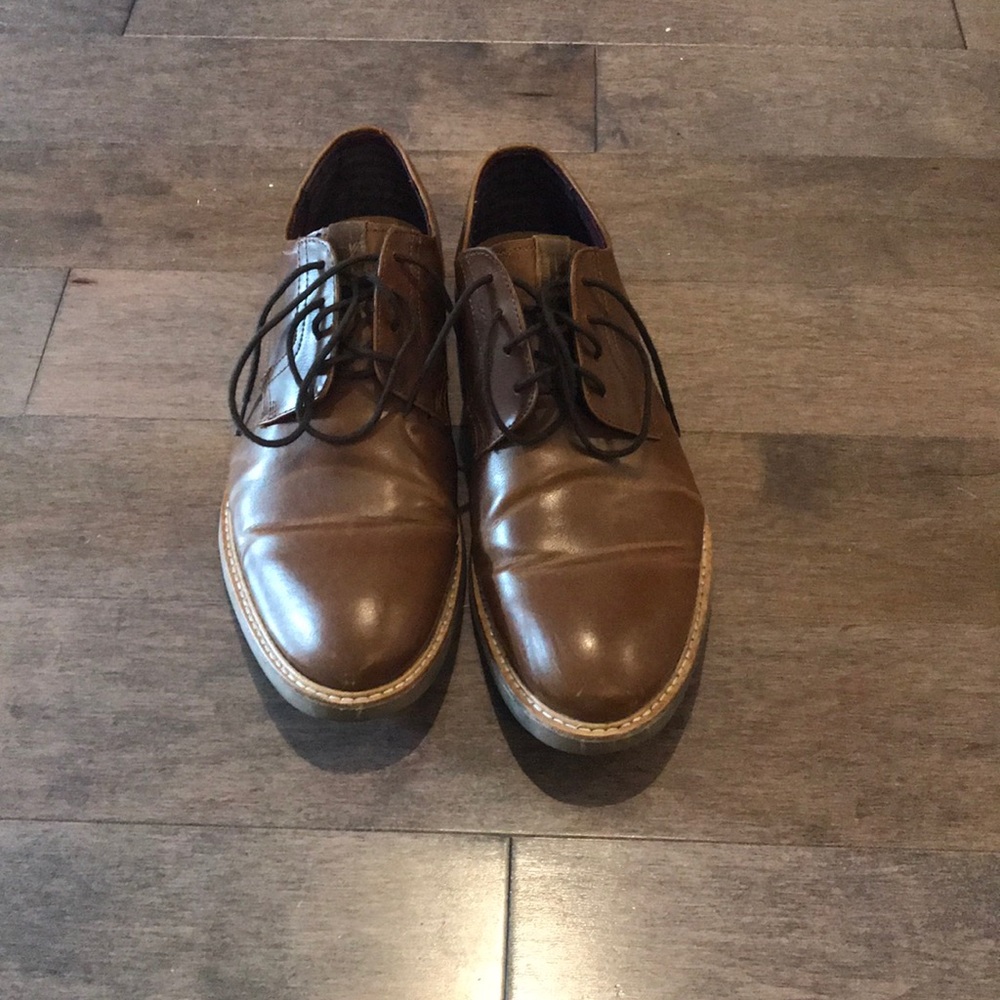 Ben Sherman brown dress shoes